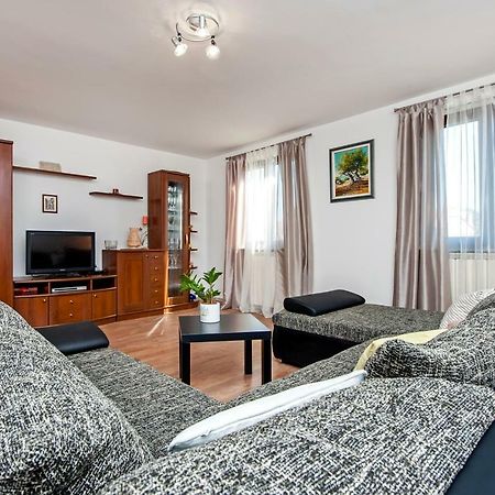 Apartment Nika Rovinj Eksteriør billede