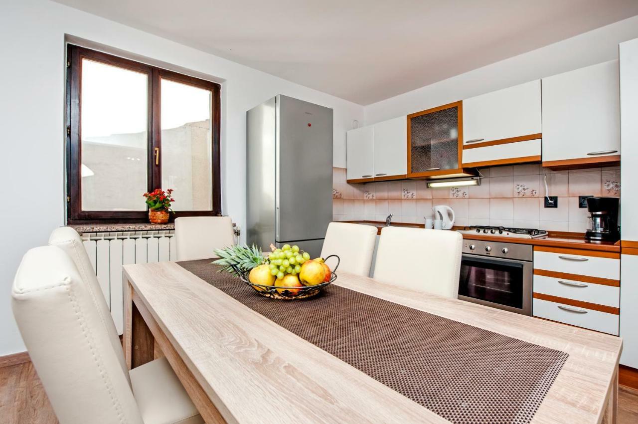 Apartment Nika Rovinj Eksteriør billede