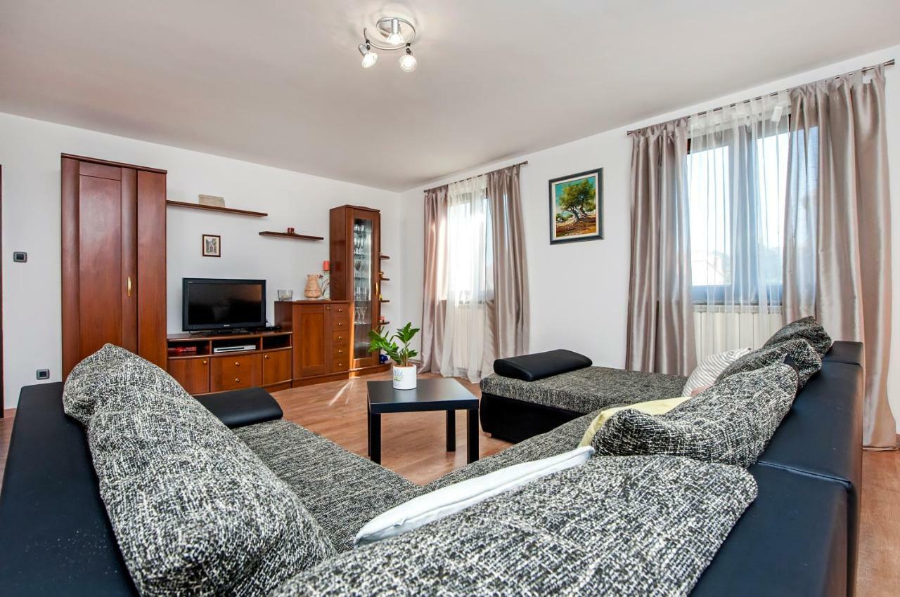 Apartment Nika Rovinj Eksteriør billede