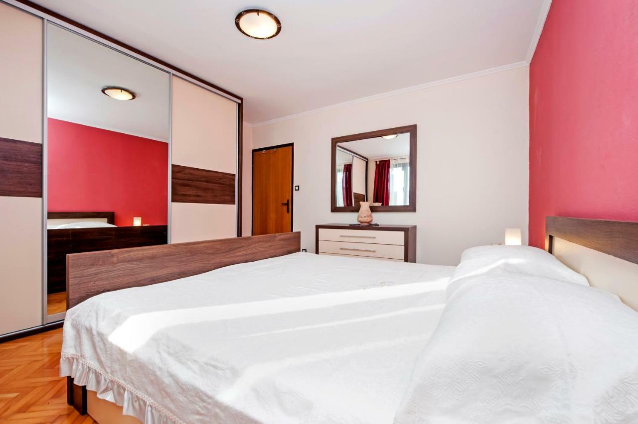 Apartment Nika Rovinj Eksteriør billede